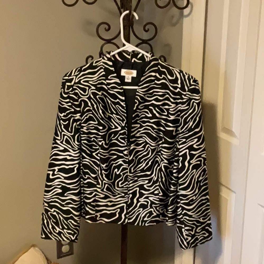 Talbots Silk/ Wool Women’s Dinner Jacket.